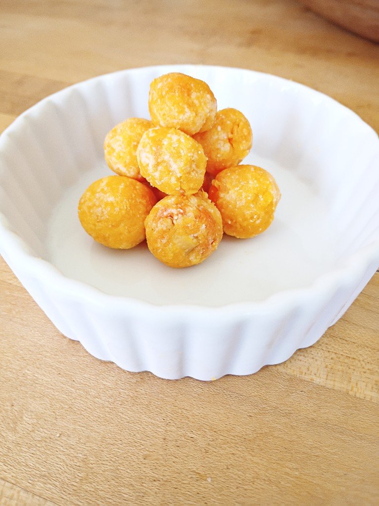 Pill dough pumpkin treat recipe for hiding your pet's medication