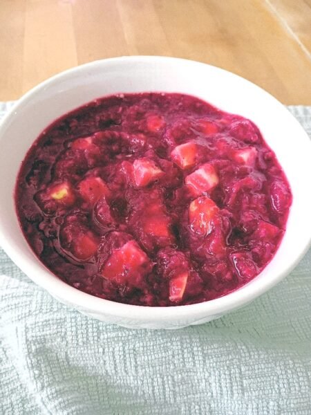 Tangy, sweet cranberry sauce recipe with raspberries