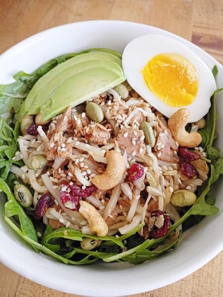 Tuna salad bowl with hearts of palm linguine recipe